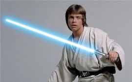 Luke-Skywalker-Lightsaber-auction_planetxstudios